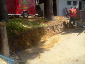 Before Picture, retaining wall excavation, Natures Elite landscaping N